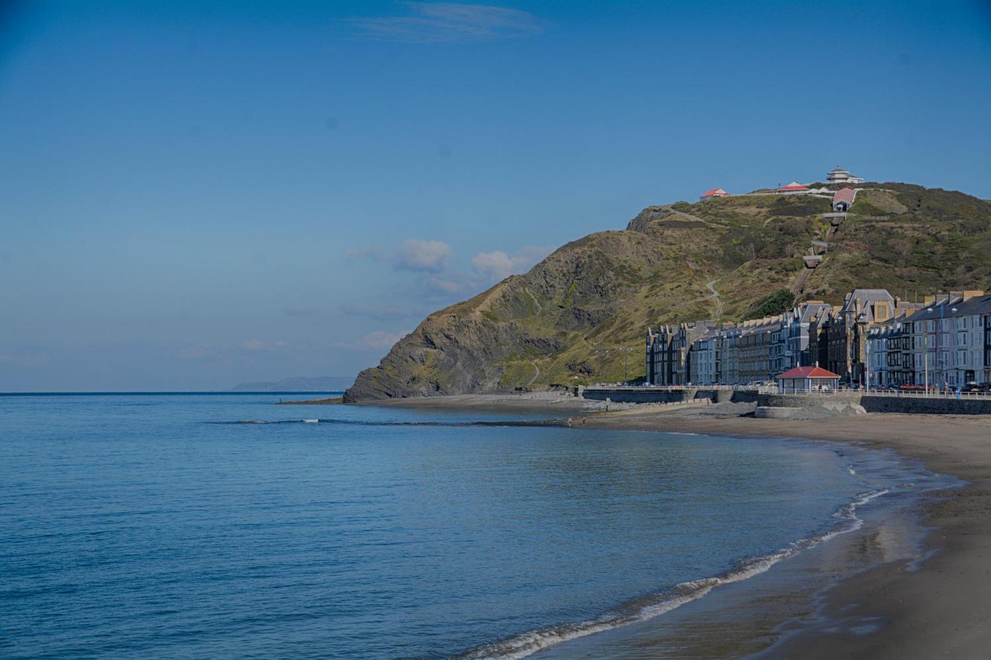 Awel Mor 3 Luxury Apartment Aberystwyth Exterior photo